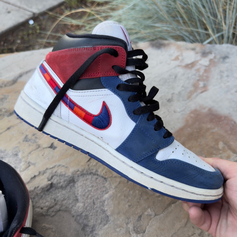 Nike Air Jordan 1 Mid SE Multi-Color Swoosh Men 7.5 Blue Red White 852542-146 - Picture 3 of 11